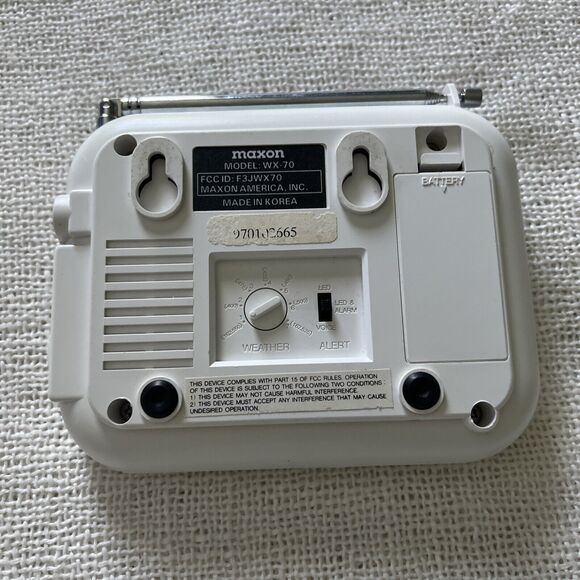 Weather Radio Monitor Maxon WX-70 Severe  Tornado Battery Operated A5 - Picture 8 of 8